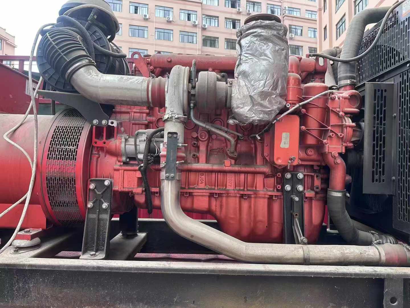 香格里拉如何选择适合 600kW 柴油发电机组的过载保护器？